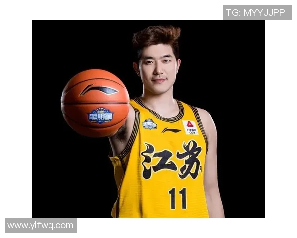 吴冠希：从篮球场上的拼搏到生活中的坚持，展现不一样的奋斗精神与人生哲学